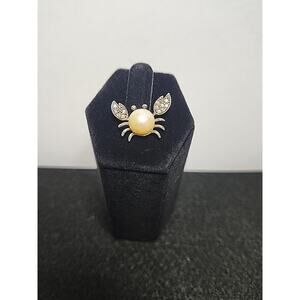 Vera & Co., Inc. Sterling Silver Pendant Crab Fresh Water Pearl